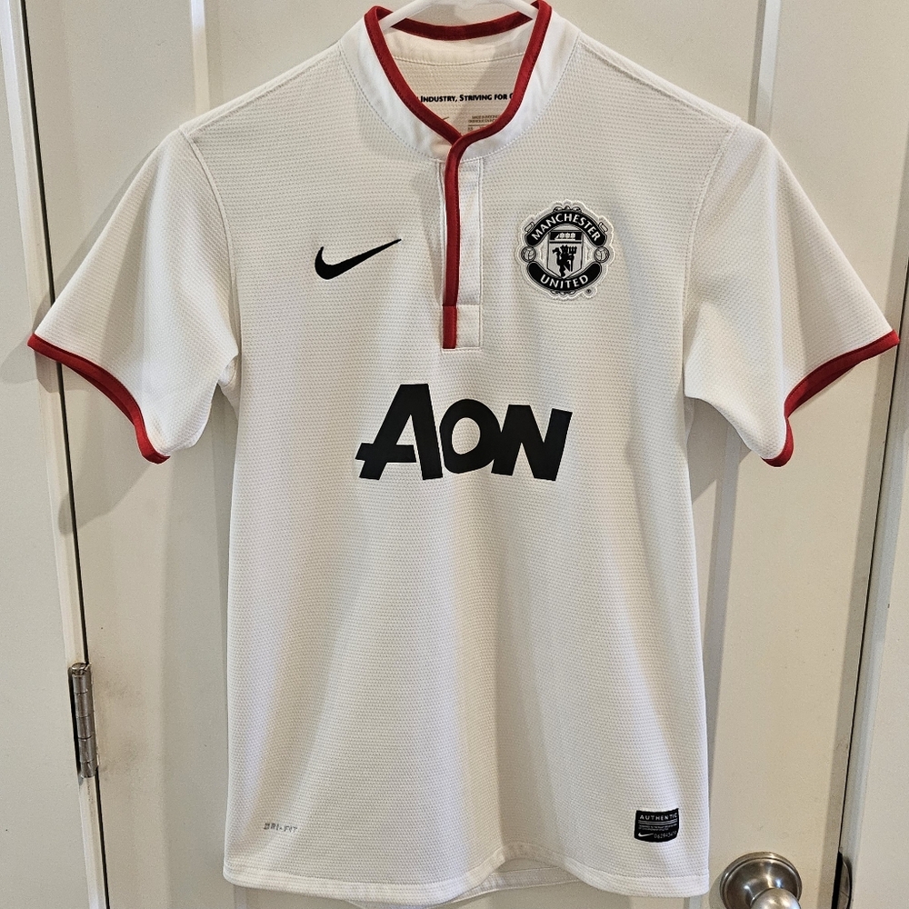 Nike Manchester United 12/13 Away Soccer Jersey -.#14 Chicharito - Size XS